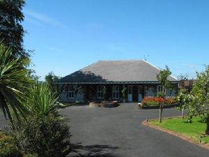 Hermitage House Bar, Restaurant & B&B 
